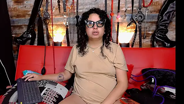 slave Rubi online show from 01.14.25