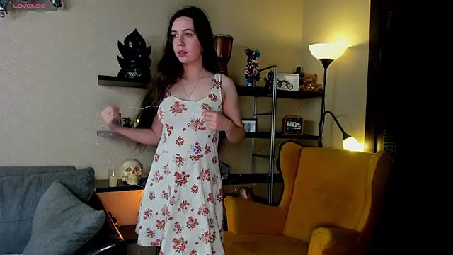 Kete Moon online show from 01.15.25