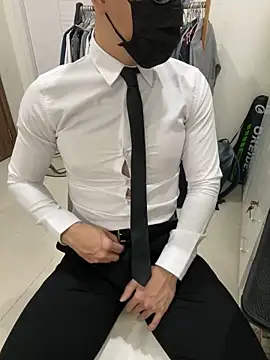 harrylouis1357 online show from 12.23.24