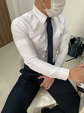 harrylouis1357 online show from 12.28.24