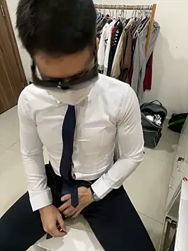 harrylouis1357 online show from 03.15.25