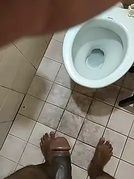 Snapshot of cenyon124 chatting on 02.09.25 cenyon124 online show from 02.09.25