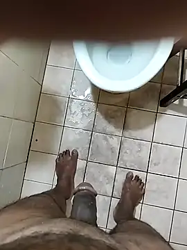 Snapshot of cenyon124 chatting on 02.20.25 cenyon124 online show from 02.20.25