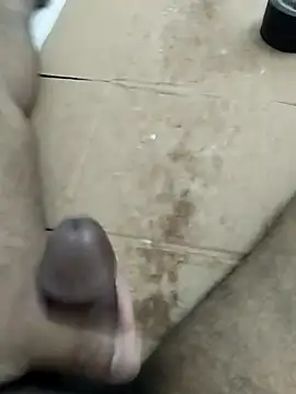 Snapshot of cenyon124 chatting on 12.15.25 cenyon124 online show from 12.15.25