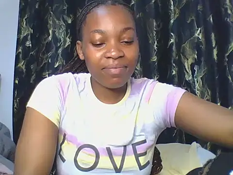 Snapshot of _Becky002 chatting on 04.29.26 Becky002 online show from 04.29.26