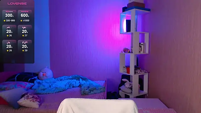 Snapshot of ur_kitty__ chatting on 12.09.24 ur kitty online show from 12.09.24