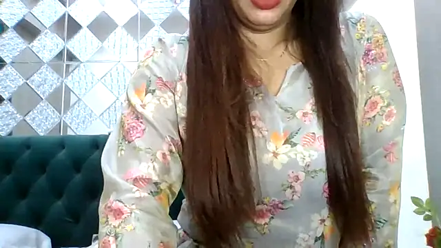 sparkling queen online show from 09.29.25