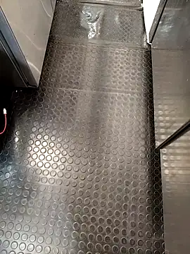 A man in public online show from 09.27.25