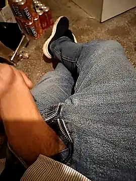 A man in public online show from 10.24.25