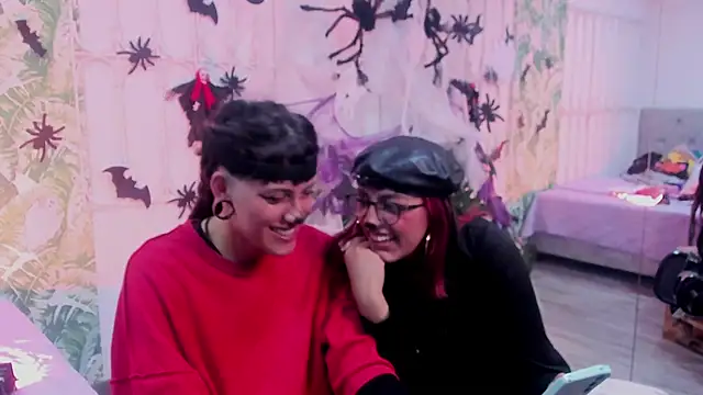 cute hollywood online show from 10.31.25