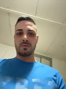 iltoscano95 online show from 10.31.25