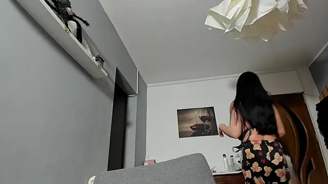 Snapshot of SexxyMeriem chatting on 02.16.26 SexxyMeriem online show from 02.16.26