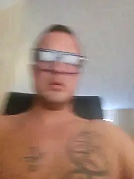 Snapshot of JonnyIronwood chatting on 03.06.25 JonnyIronwood online show from 03.06.25