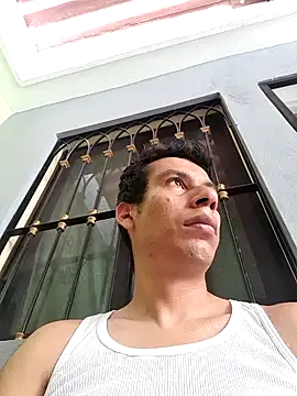 Snapshot of josehot151515 chatting on 10.29.25 josehot151515 online show from 10.29.25