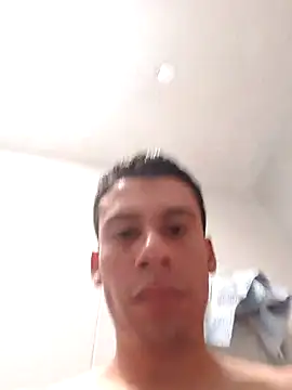 Snapshot of josehot151515 chatting on 11.18.25 josehot151515 online show from 11.18.25