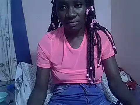Snapshot of Petite_rider chatting on 02.03.25 Petite rider online show from 02.03.25