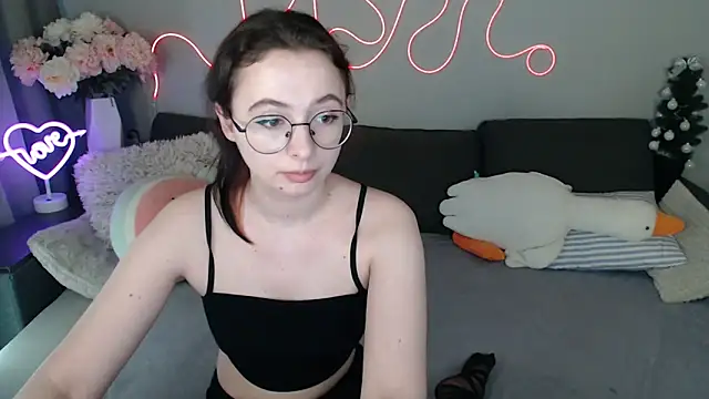 Mini Diva online show from 04.01.26