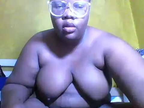 Snapshot of Twinklestar254 chatting on 02.15.25 Twinklestar254 online show from 02.15.25