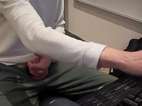 nicolaaaaas online show from 09.19.25