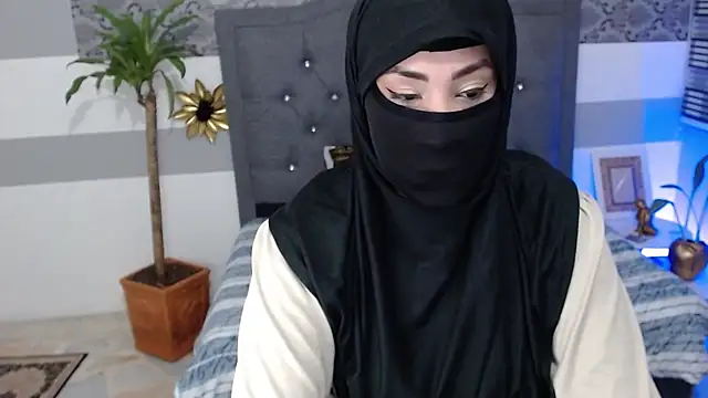 Snapshot of Jalima_sabag chatting on 02.14.25 Jalima sabag online show from 02.14.25