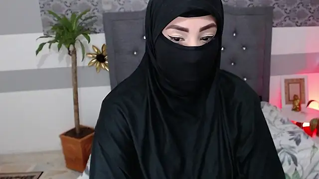 Snapshot of Jalima_sabag chatting on 03.08.25 Jalima sabag online show from 03.08.25