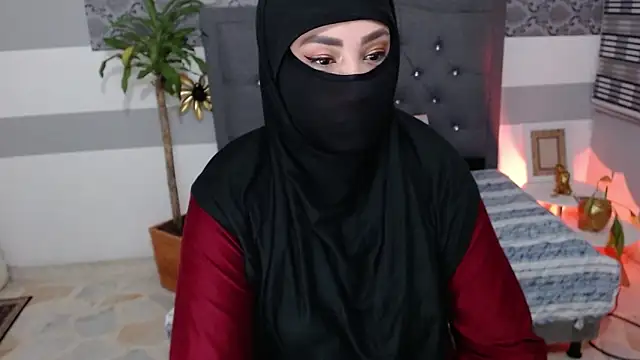 Snapshot of Jalima_sabag chatting on 10.04.25 Jalima sabag online show from 10.04.25