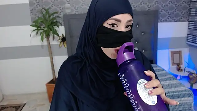 Snapshot of Jalima_sabag chatting on 11.28.25 Jalima sabag online show from 11.28.25