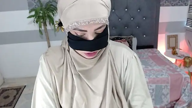 Snapshot of Jalima_sabag chatting on 12.18.25 Jalima sabag online show from 12.18.25