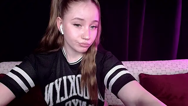 SindiWatsoon online show from 01.26.25