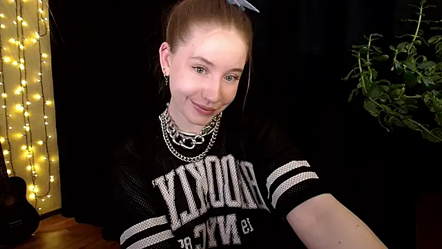 SindiWatsoon online show from 09.12.25