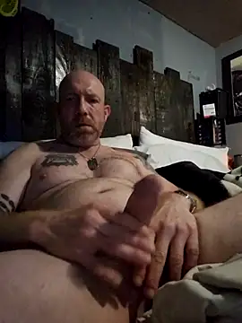 Snapshot of Will11indaddy chatting on 10.28.25 Will11indaddy online show from 10.28.25