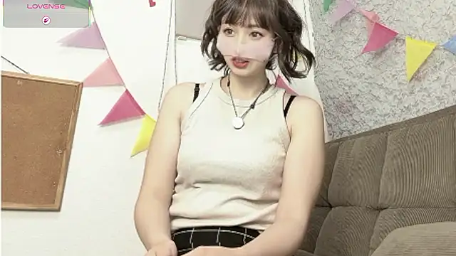 Snapshot of A33-asami chatting on 05.07.26 A33-asami online show from 05.07.26