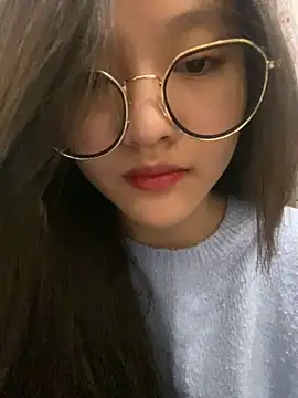 Krixxi22 online show from 01.14.25