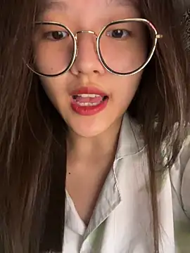 Krixxi22 online show from 09.10.25