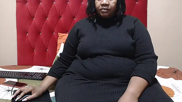 Snapshot of MIGHTYASSS chatting on 02.16.26 MIGHTYASSS online show from 02.16.26