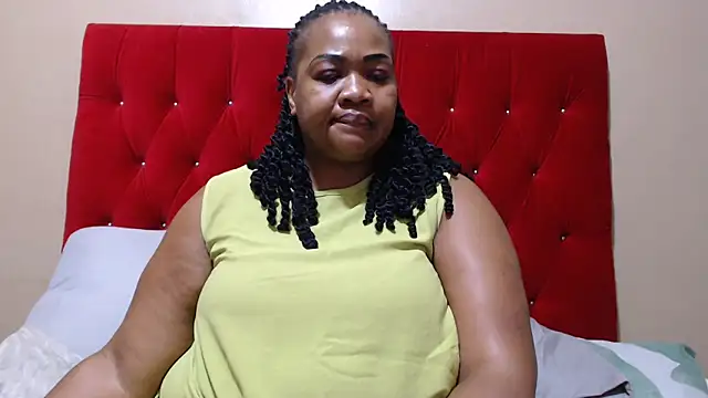 Snapshot of MIGHTYASSS chatting on 04.01.26 MIGHTYASSS online show from 04.01.26