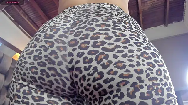 Snapshot of baby_booty chatting on 09.09.25 baby booty online show from 09.09.25