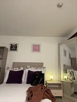 Snapshot of rubi_star chatting on 10.02.25 rubi star online show from 10.02.25