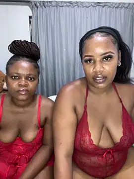 Snapshot of MimiCurves chatting on 01.09.25 MimiCurves online show from 01.09.25