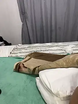 Snapshot of MimiCurves chatting on 01.11.25 MimiCurves online show from 01.11.25