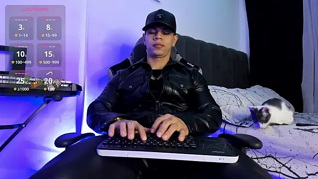 Aron Dark online show from 03.18.25