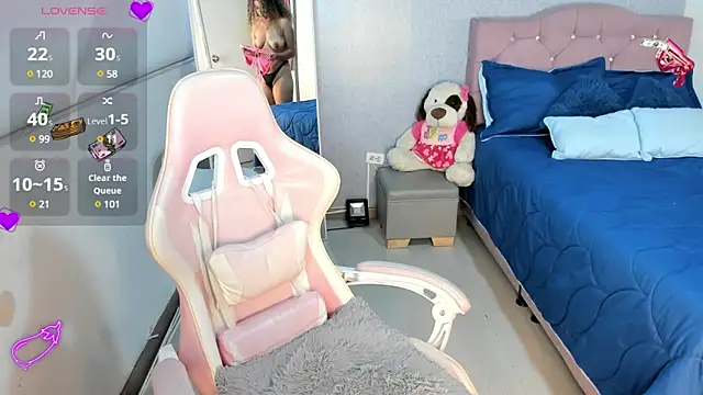 Snapshot of Kenia_tompson01 chatting on 02.18.25 Kenia tompson01 online show from 02.18.25