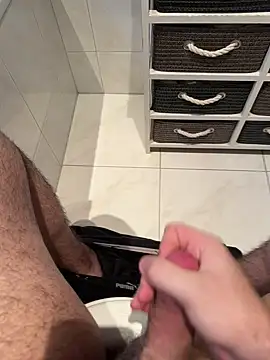 Snapshot of Deralboaus01 chatting on 02.08.25 Deralboaus01 online show from 02.08.25