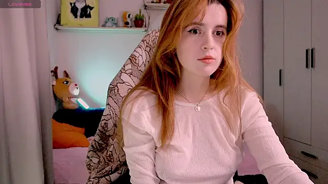 Snapshot of Lisa_sweetheels chatting on 03.08.25 Lisa sweetheels online show from 03.08.25