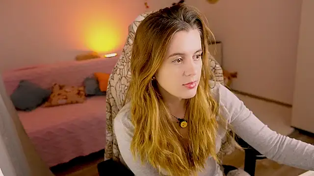 Snapshot of Lisa_sweetheels chatting on 11.06.25 Lisa sweetheels online show from 11.06.25