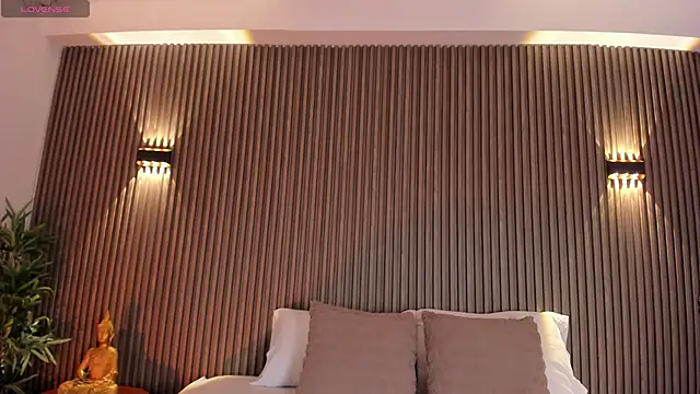 Snapshot of AliceHanz chatting on 02.24.26 AliceHanz online show from 02.24.26