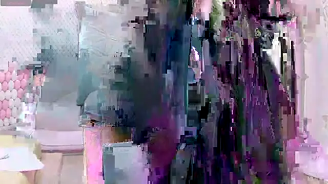 Snapshot of Sumi_y chatting on 04.20.26 Sumi y online show from 04.20.26