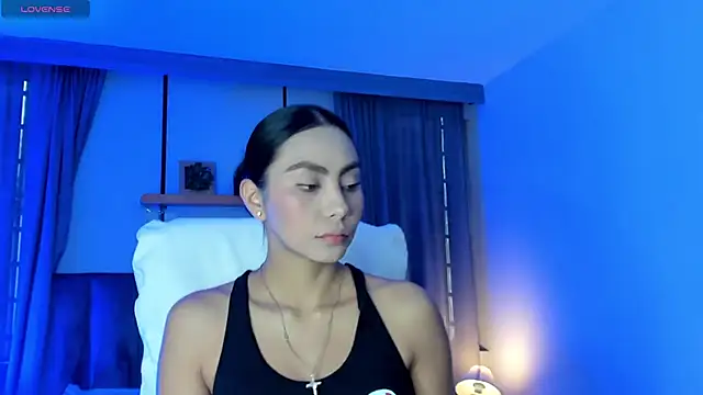 Snapshot of nichole_bree_ chatting on 02.20.25 nichole bree  online show from 02.20.25