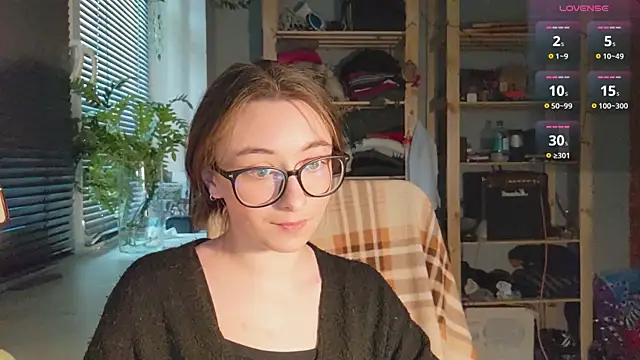 Snapshot of monlight__dana chatting on 03.12.25 monlight  dana online show from 03.12.25