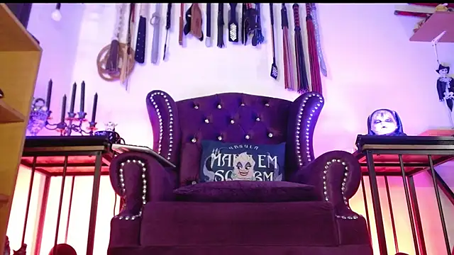 Mistress Erza online show from 02.26.25